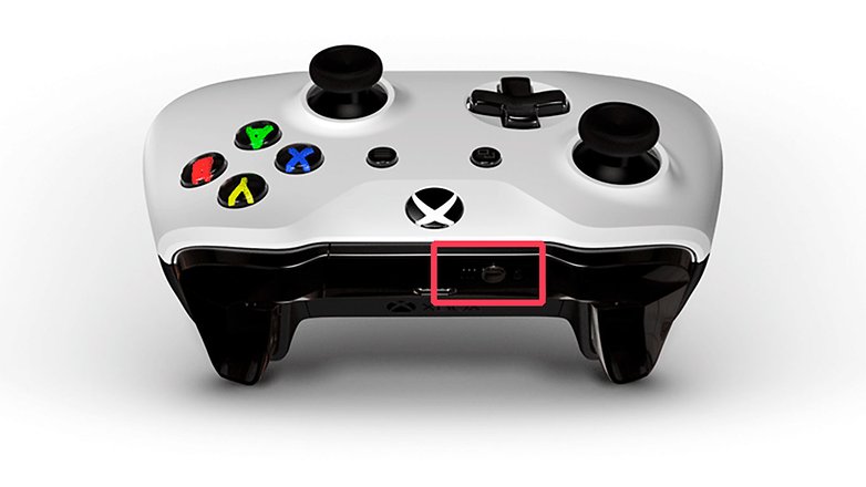 NextPit paired Xbox gamepad