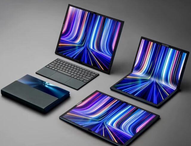 ASUS Zenbook 17 Folding OLED.