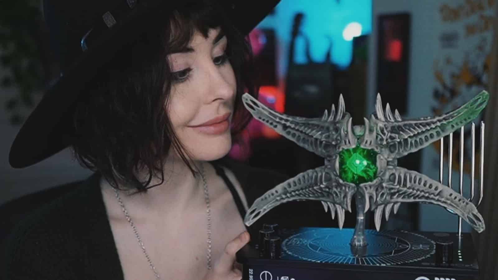 twitch streamer Leviathan and Destiny 2 The Witch Queen Collector's Edition Statue