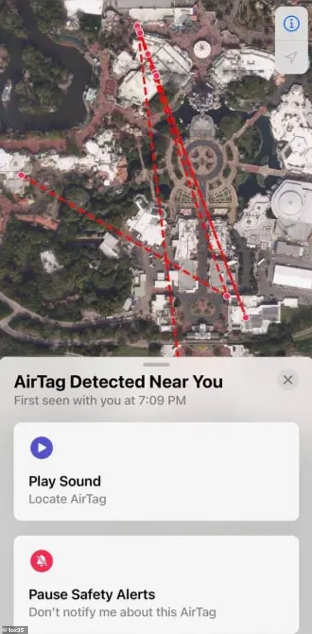 AirTag, which is not part of the family, said it was first detected at 7:09 p.m. and then notified four hours later, at approximately 11:33 p.m. Image: Gaston's steps at Walt Disney World's Magic Kingdom