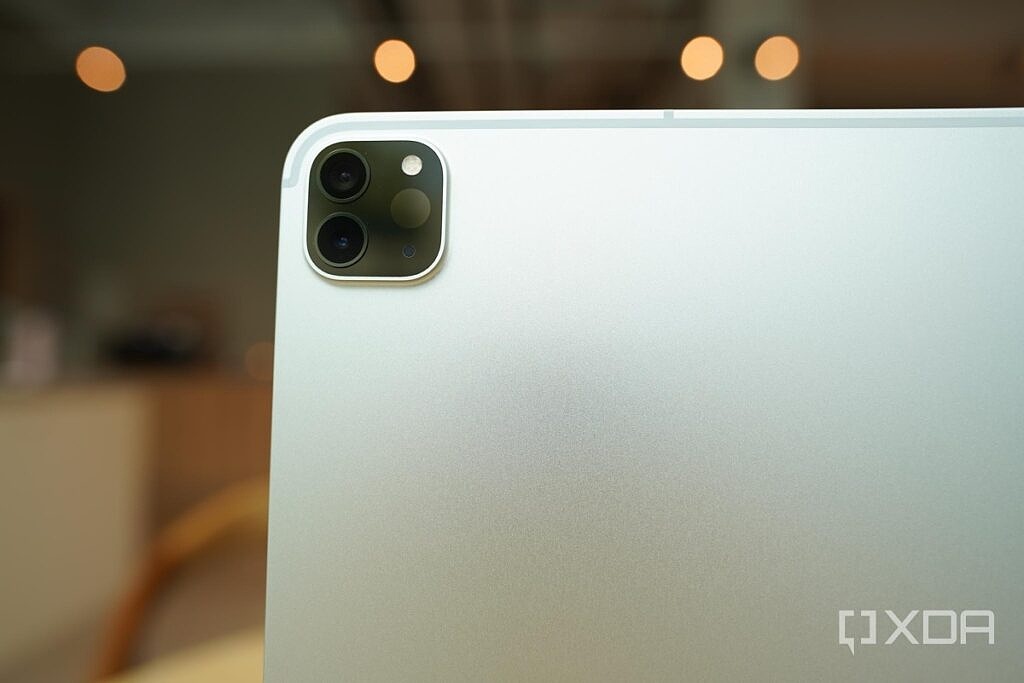 Close-up of the camera bump on the 2021 Apple iPad Pro