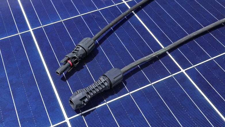 MC4 connector on solar panel